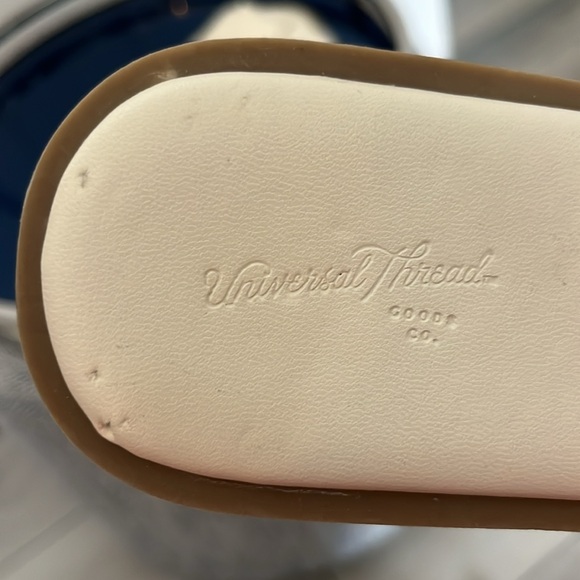 Universal Thread Cream Slide Sandals - Picture 4 of 5